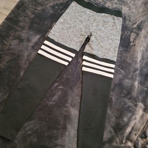 Bombshell sporty workout leggings